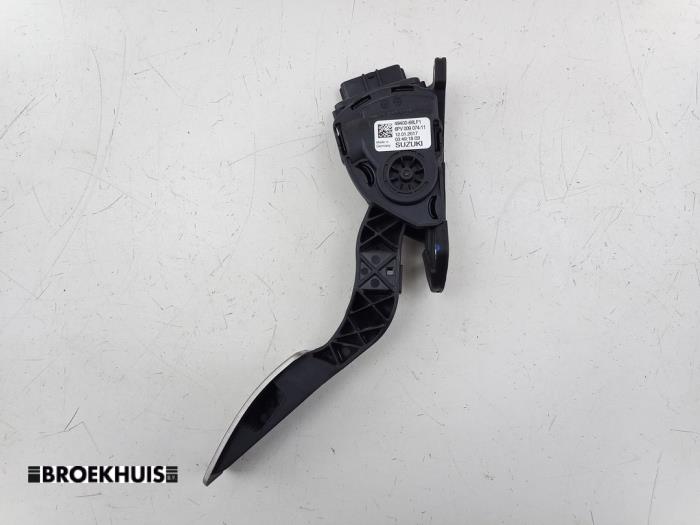 Gaspedal från en Suzuki Vitara (LY/MY) 1.4 S Turbo 16V 2017