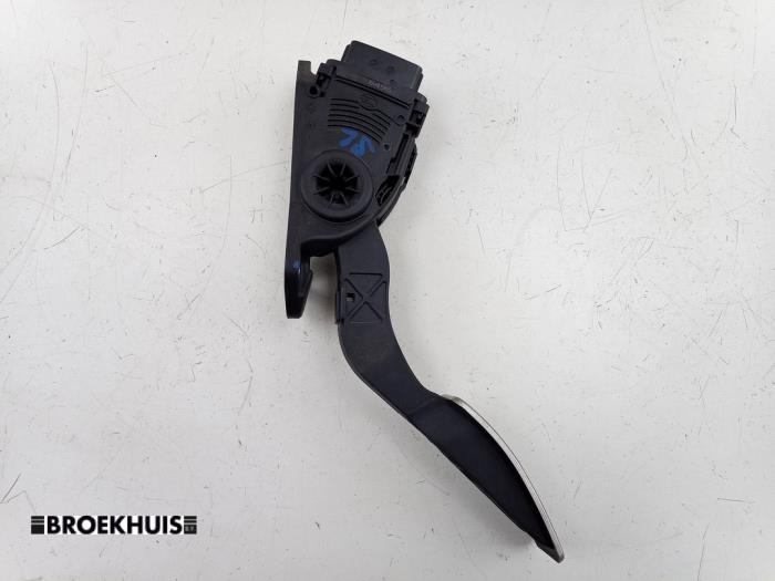 Gaspedal från en Suzuki Vitara (LY/MY) 1.4 S Turbo 16V 2017