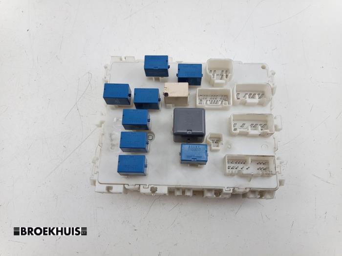 Säkringsbox från en Suzuki Vitara (LY/MY) 1.4 S Turbo 16V 2017