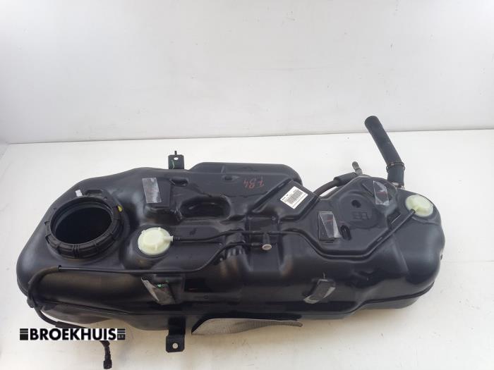 Tank från en Suzuki Vitara (LY/MY) 1.4 S Turbo 16V 2017