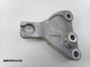 Begagnade Motorfäste Suzuki Vitara (LY/MY) 1.4 S Turbo 16V Pris € 30,00 Marginaltabell erbjuds av Autobedrijf Broekhuis B.V.