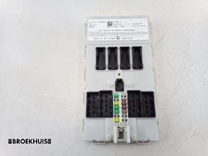 Begagnade Komfortmodul BMW i3 (I01) i3s Pris € 150,00 Marginaltabell erbjuds av Autobedrijf Broekhuis B.V.