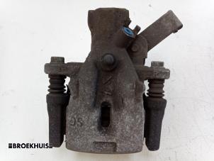 Begagnade Bakre bromsok, höger Suzuki Vitara (LY/MY) 1.4 S Turbo 16V Pris € 35,00 Marginaltabell erbjuds av Autobedrijf Broekhuis B.V.