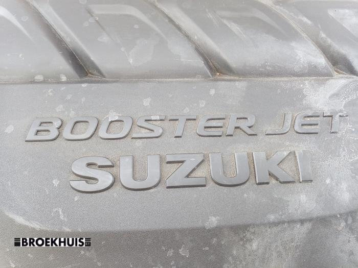 Motorskyddspanel från en Suzuki Vitara (LY/MY) 1.4 S Turbo 16V 2017