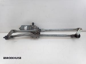 Begagnade Torkarmekanism Landrover Freelander II 2.2 tD4 16V Pris € 150,00 Marginaltabell erbjuds av Autobedrijf Broekhuis B.V.