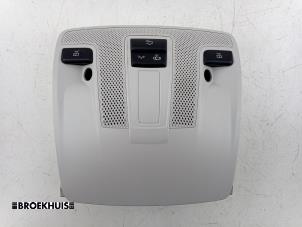 Begagnade Innerbelysning, fram Mercedes B (W246) Electric Drive Pris € 40,00 Marginaltabell erbjuds av Autobedrijf Broekhuis B.V.