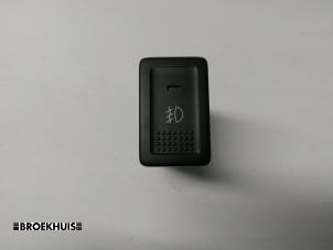 Begagnade Dimljusbrytare Suzuki Swift (ZA/ZC/ZD) Pris € 10,00 Marginaltabell erbjuds av Autobedrijf Broekhuis B.V.