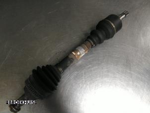 Begagnade Drivaxel, vänster fram Citroen Xsara Break (N2) 2.0 HDi Pris € 20,00 Marginaltabell erbjuds av Autobedrijf Broekhuis B.V.