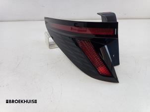 Begagnade Baklykta, vänster Hyundai Tucson (NX) 1.6 T-GDI Hybrid 48V Pris € 375,00 Marginaltabell erbjuds av Autobedrijf Broekhuis B.V.