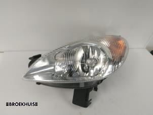 Gebruikte Koplamp links Citroen Xsara Picasso (CH) 1.6 Prijs € 50,00 Margeregeling aangeboden door Autobedrijf Broekhuis B.V.