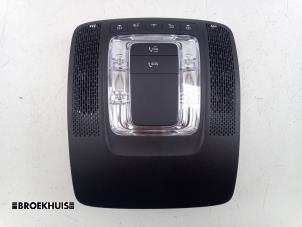 Używane Oswietlenie wewnetrzne przód Mercedes EQA (N243) 250+ 71 kWh Cena € 100,00 Procedura marży oferowane przez Autobedrijf Broekhuis B.V.