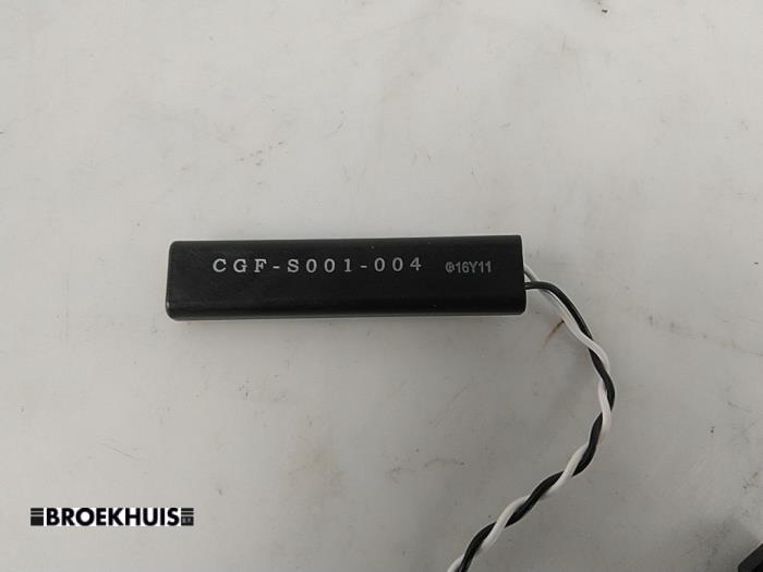 Antenn, nyckelfri upplåsning från en Suzuki Vitara (LY/MY) 1.4 S Turbo 16V 2017