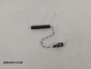 Begagnade Antenn, nyckelfri upplåsning Suzuki Vitara (LY/MY) 1.4 S Turbo 16V Pris € 20,00 Marginaltabell erbjuds av Autobedrijf Broekhuis B.V.