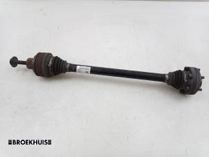 Begagnade Drivaxel, vänster bak Audi SQ5 (FYB/FYG) 3.0 TFSI V6 24V Pris € 175,00 Marginaltabell erbjuds av Autobedrijf Broekhuis B.V.