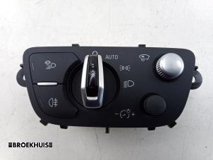 Begagnade Ljusbrytare Audi SQ5 (FYB/FYG) 3.0 TFSI V6 24V Pris € 50,00 Marginaltabell erbjuds av Autobedrijf Broekhuis B.V.