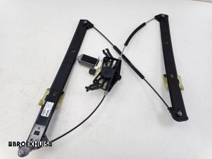 Begagnade Fönstermekanism, 4-dörrars, höger fram Audi SQ5 (FYB/FYG) 3.0 TFSI V6 24V Pris € 100,00 Marginaltabell erbjuds av Autobedrijf Broekhuis B.V.