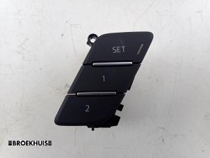 Begagnade Brytare, eldrivet säte Audi SQ5 (FYB/FYG) 3.0 TFSI V6 24V Pris € 30,00 Marginaltabell erbjuds av Autobedrijf Broekhuis B.V.