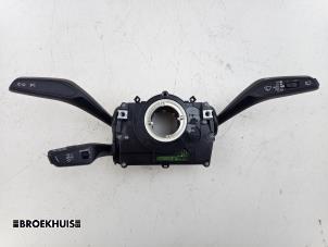 Begagnade Spak, rattstång Audi SQ5 (FYB/FYG) 3.0 TFSI V6 24V Pris € 60,00 Marginaltabell erbjuds av Autobedrijf Broekhuis B.V.