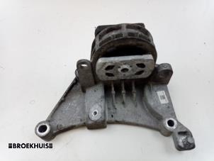 Gebruikte Motorsteun Alfa Romeo MiTo (955) 0.9 TwinAir Prijs op aanvraag aangeboden door Autobedrijf Broekhuis B.V.