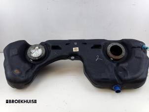 Begagnade Tank BMW 1 serie (E87/87N) 116i 1.6 16V Pris € 50,00 Marginaltabell erbjuds av Autobedrijf Broekhuis B.V.