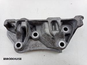 Begagnade Motorfäste Opel Astra L Sports Tourer (F4/FC/FN/FR) 1.5 Diesel 16V Pris € 45,00 Marginaltabell erbjuds av Autobedrijf Broekhuis B.V.