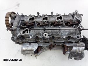 Gebruikte Cilinderkop Opel Astra L Sports Tourer (F4/FC/FN/FR) 1.5 Diesel 16V Prijs € 850,00 Margeregeling aangeboden door Autobedrijf Broekhuis B.V.