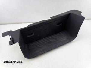 Używane Stopien drzwi przednich prawych Ford Transit Custom 2.0 TDCi 16V Eco Blue 105 Cena € 60,50 Z VAT oferowane przez Autobedrijf Broekhuis B.V.