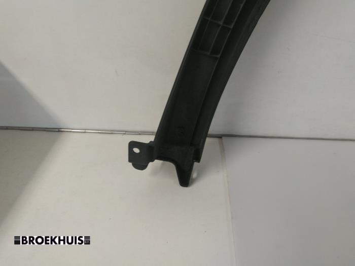 Skärmbreddare från en Suzuki Vitara (LY/MY) 1.4 S Turbo 16V 2017