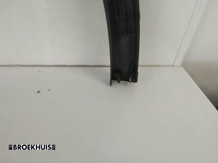 Skärmbreddare från en Suzuki Vitara (LY/MY) 1.4 S Turbo 16V 2017