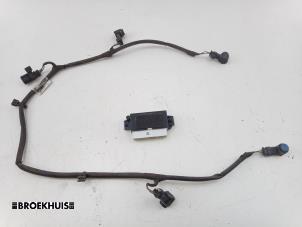 Używane Zestaw czujników parkowania Volkswagen Polo V (6R) 1.0 TSI 12V BlueMotion Cena € 100,00 Procedura marży oferowane przez Autobedrijf Broekhuis B.V.