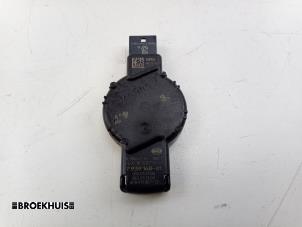 Gebruikte Sensor regen BMW 5 serie (G30) 540i 3.0 TwinPower Turbo 24V Prijs € 80,00 Margeregeling aangeboden door Autobedrijf Broekhuis B.V.