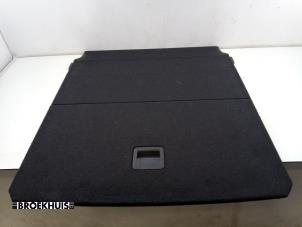 Gebruikte Kofferbak Mat Volkswagen Passat Variant (3G5) 2.0 TDI 16V 150 Prijs € 50,00 Margeregeling aangeboden door Autobedrijf Broekhuis B.V.