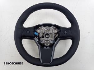 Begagnade Ratt Tesla Model Y (5YJY) RWD Pris € 150,00 Marginaltabell erbjuds av Autobedrijf Broekhuis B.V.