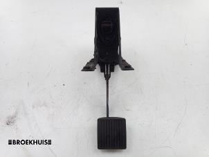 Begagnade Kopplingspedal Landrover Defender I 2.2 TD4 16V Pris € 60,00 Marginaltabell erbjuds av Autobedrijf Broekhuis B.V.