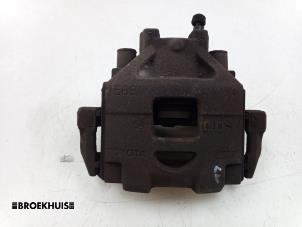 Gebruikte Remklauw (Tang) links-voor Toyota Yaris III (P13) 1.33 16V Dual VVT-I Prijs € 30,00 Margeregeling aangeboden door Autobedrijf Broekhuis B.V.