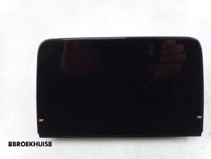 Używane Wyswietlacz jednostki multimedialnej Ford Focus 4 Wagon 1.0 Ti-VCT EcoBoost 12V 125 Cena € 250,00 Procedura marży oferowane przez Autobedrijf Broekhuis B.V.