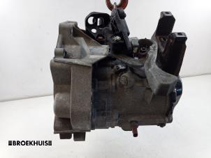 Gebruikte Versnellingsbak Seat Ibiza IV (6J5) 1.4 16V Prijs € 250,00 Margeregeling aangeboden door Autobedrijf Broekhuis B.V.