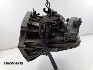 Używane Skrzynia biegów Renault Megane III Grandtour (KZ) 1.5 dCi 110 Cena € 200,00 Procedura marży oferowane przez Autobedrijf Broekhuis B.V.