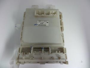 Begagnade Säkringsbox Toyota RAV4 (A3) 2.2 D-CAT 16V 4x4 Pris € 35,00 Marginaltabell erbjuds av Autobedrijf Broekhuis B.V.