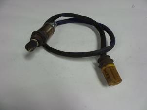 Gebruikte Lambda Sonde Mercedes C Combi (S202) 2.4 C240T V6 18V Prijs € 10,00 Margeregeling aangeboden door Autobedrijf Broekhuis B.V.