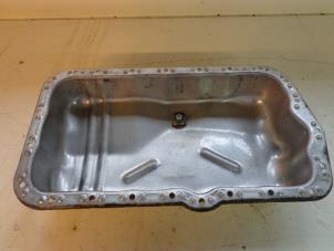 Używane Miska olejowa Opel Vivaro 2.5 CDTI 16V Cena € 35,00 Procedura marży oferowane przez Autobedrijf Broekhuis B.V.