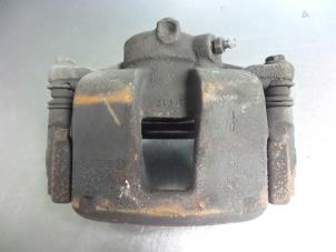 Gebruikte Remklauw (Tang) links-achter Fiat Ducato (250) 2.0 D 115 Multijet Prijs € 42,35 Inclusief btw aangeboden door Autobedrijf Broekhuis B.V.