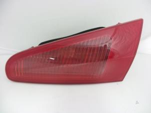 Gebruikte Achterlicht rechts Alfa Romeo 147 (937) 1.9 JTDM Prijs € 20,00 Margeregeling aangeboden door Autobedrijf Broekhuis B.V.