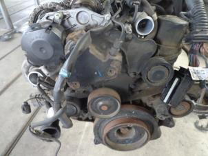 Begagnade Motor Mercedes E (W211) 3.2 E-320 CDI 24V Pris € 550,00 Marginaltabell erbjuds av Autobedrijf Broekhuis B.V.