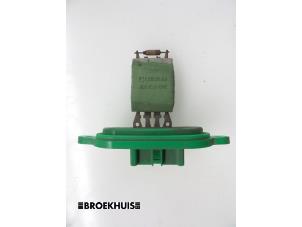 Begagnade Motstånd, kupéfläkt Iveco New Daily IV 40C12V, 40C12V/P Pris € 18,15 Inklusive moms erbjuds av Autobedrijf Broekhuis B.V.