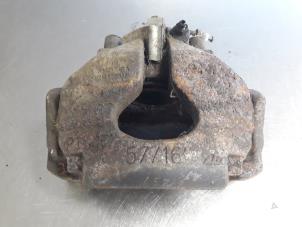 Gebruikte Remklauw (Tang) links-voor Seat Alhambra (7V8/9) 2.0 Prijs € 15,00 Margeregeling aangeboden door Autobedrijf Broekhuis B.V.