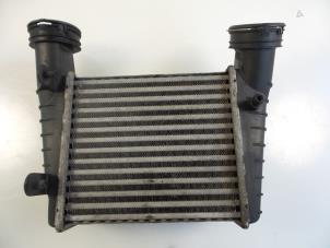 Gebruikte Intercooler Volkswagen Passat (3B3) 1.9 TDI 130 Prijs € 30,00 Margeregeling aangeboden door Autobedrijf Broekhuis B.V.