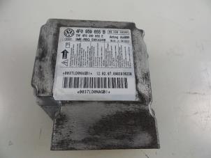 Begagnade Airbagmodul Audi A6 Allroad Quattro (C6) 3.0 TDI V6 24V Pris € 40,00 Marginaltabell erbjuds av Autobedrijf Broekhuis B.V.