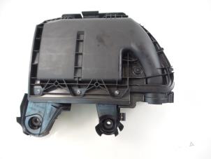 Begagnade Luftfilterhus Citroen Berlingo 1.6 Hdi 75 Pris € 42,35 Inklusive moms erbjuds av Autobedrijf Broekhuis B.V.