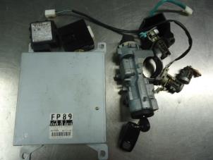 Gebruikte Inspuitcomputer Mazda Premacy 1.8 16V Exclusive HP Prijs € 25,00 Margeregeling aangeboden door Autobedrijf Broekhuis B.V.